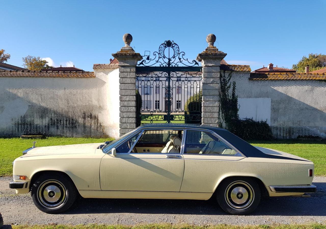 Chateau Des Perichons Poncins エクステリア 写真